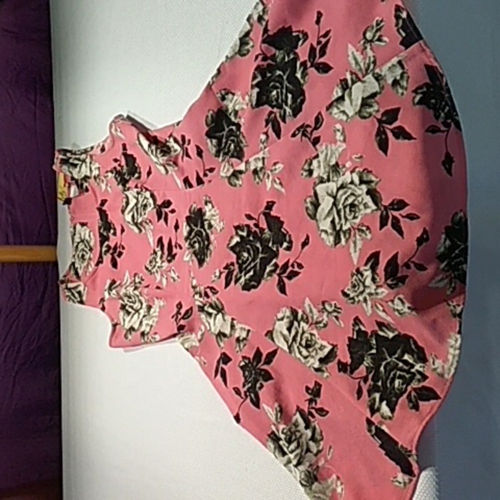 Divided nwt size 6